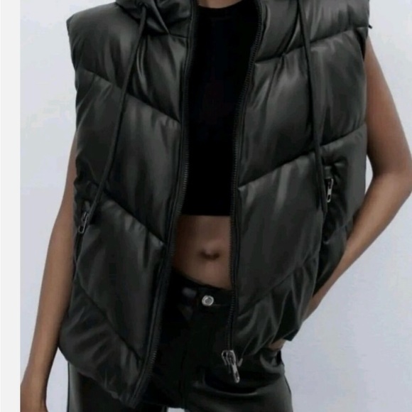 Zara Jackets & Blazers - Black Faux Leather Puffer Vest for Women - Size S